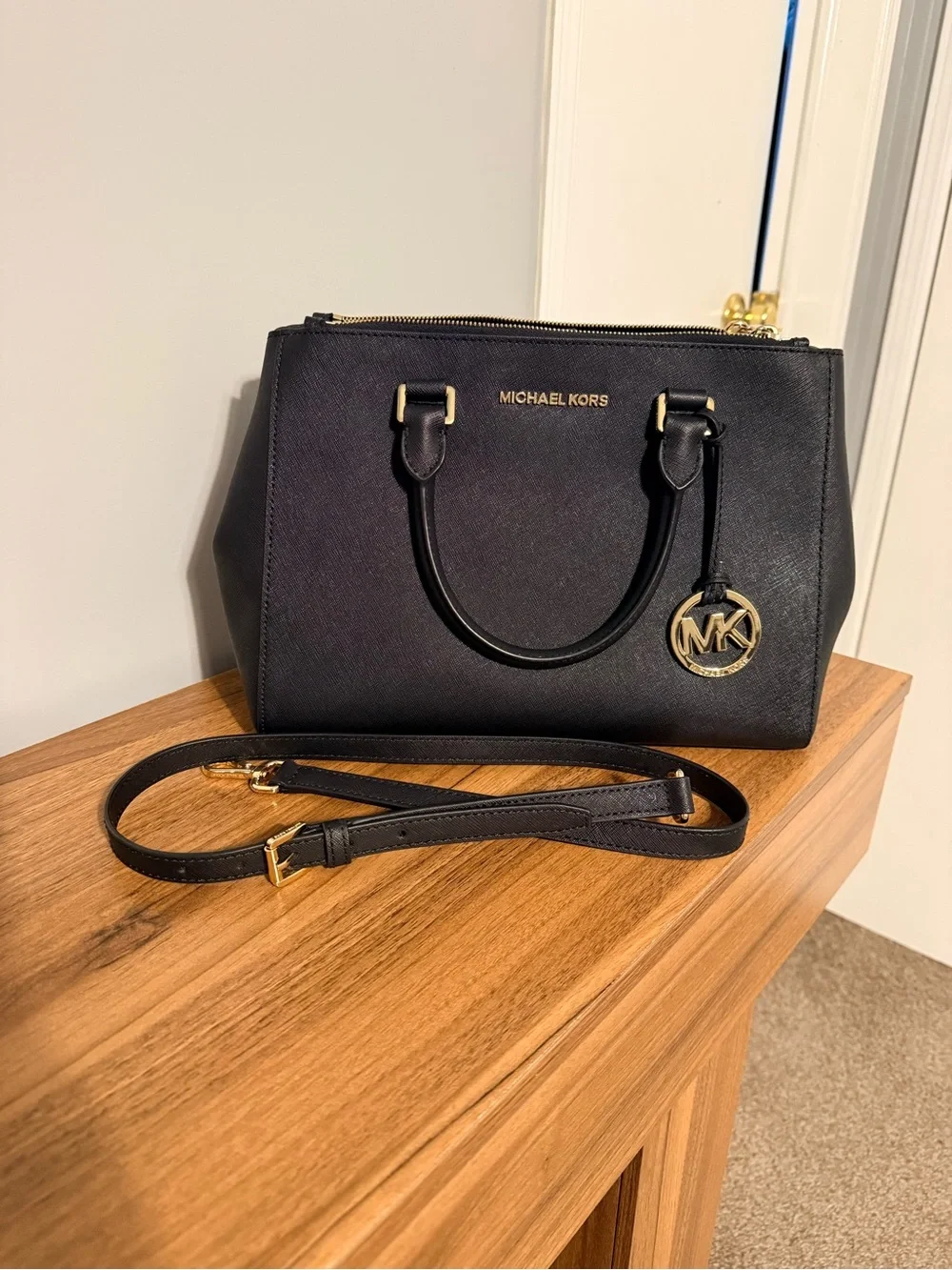 Michael Kors Sutton Medium Satchel